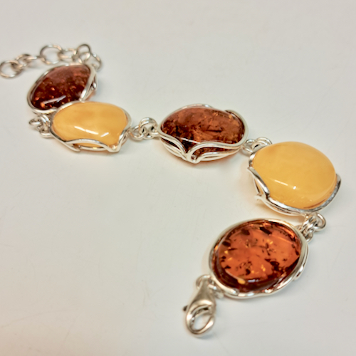 HWG-2302 Bracelet Amber Butterscotch & Rum $275 at Hunter Wolff Gallery